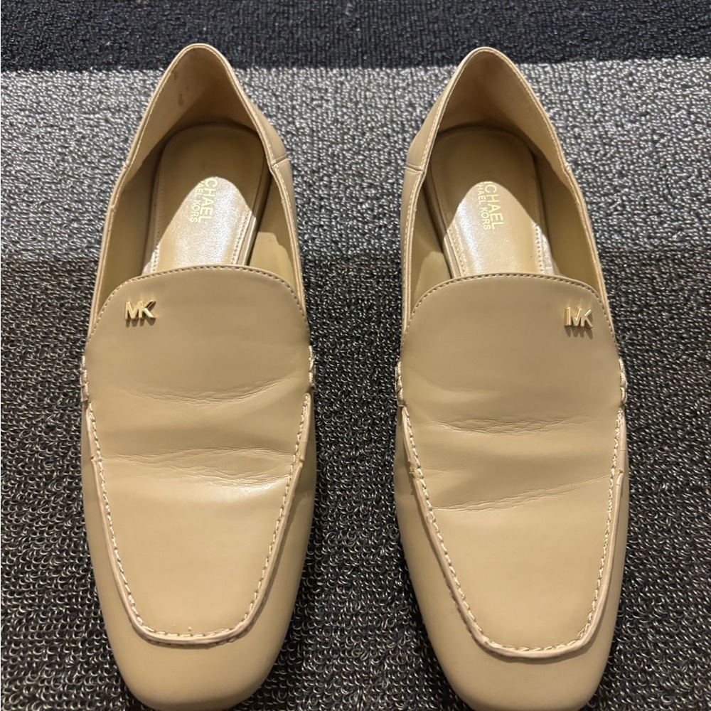 Michael Kors Nude Loafers